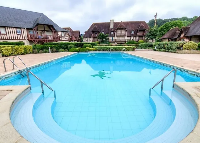 Maison Velo Piscine Tennis 도빌