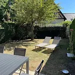 Maison Velo Piscine Tennis Tatil Evi *